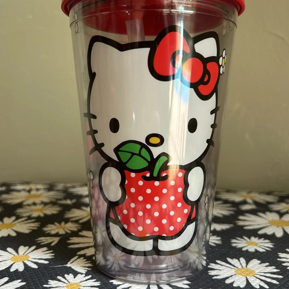 Hello Kitty I Love Apples